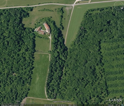 vue aérienne du château de Rorthey,
